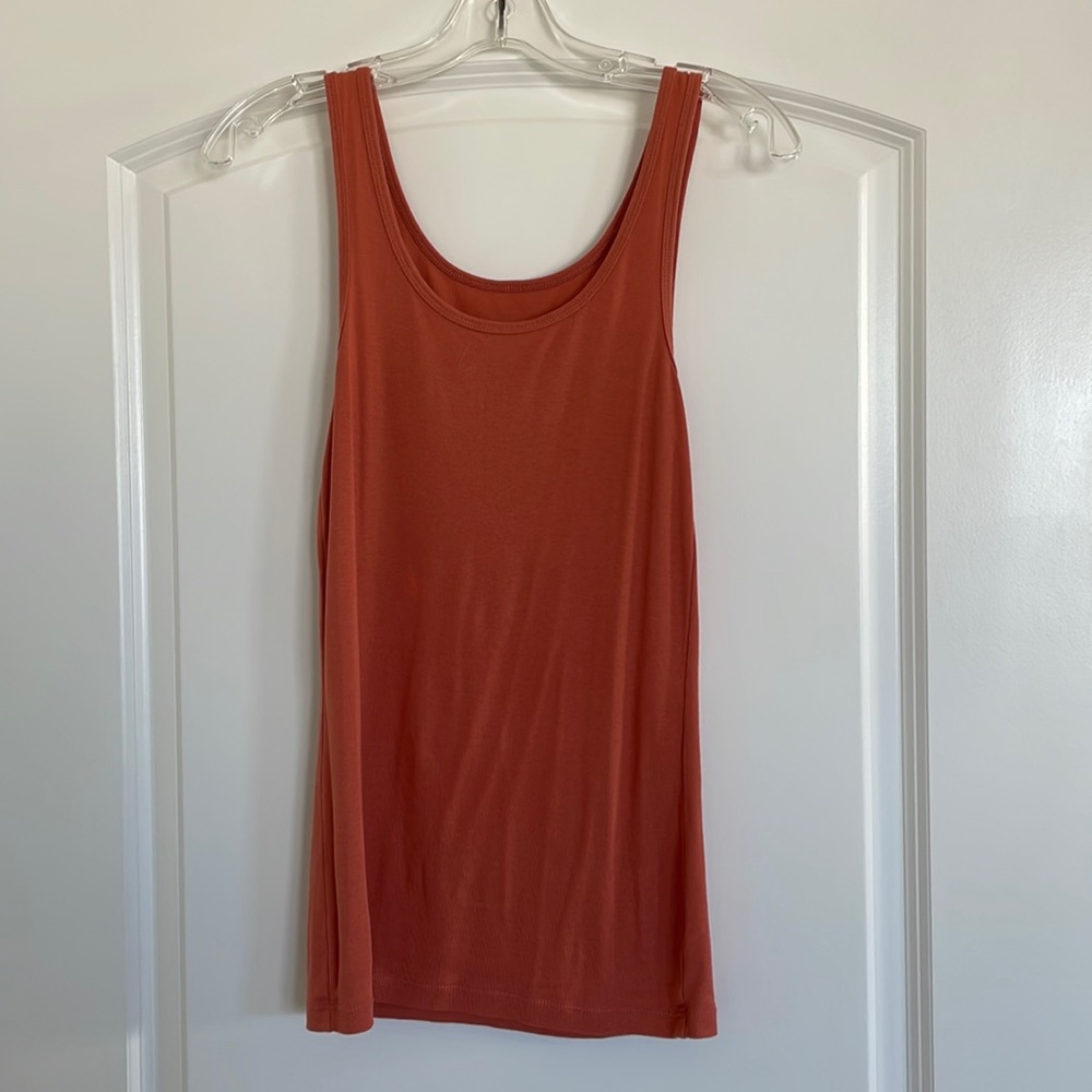 Orange/coral pink tank top, size Medium